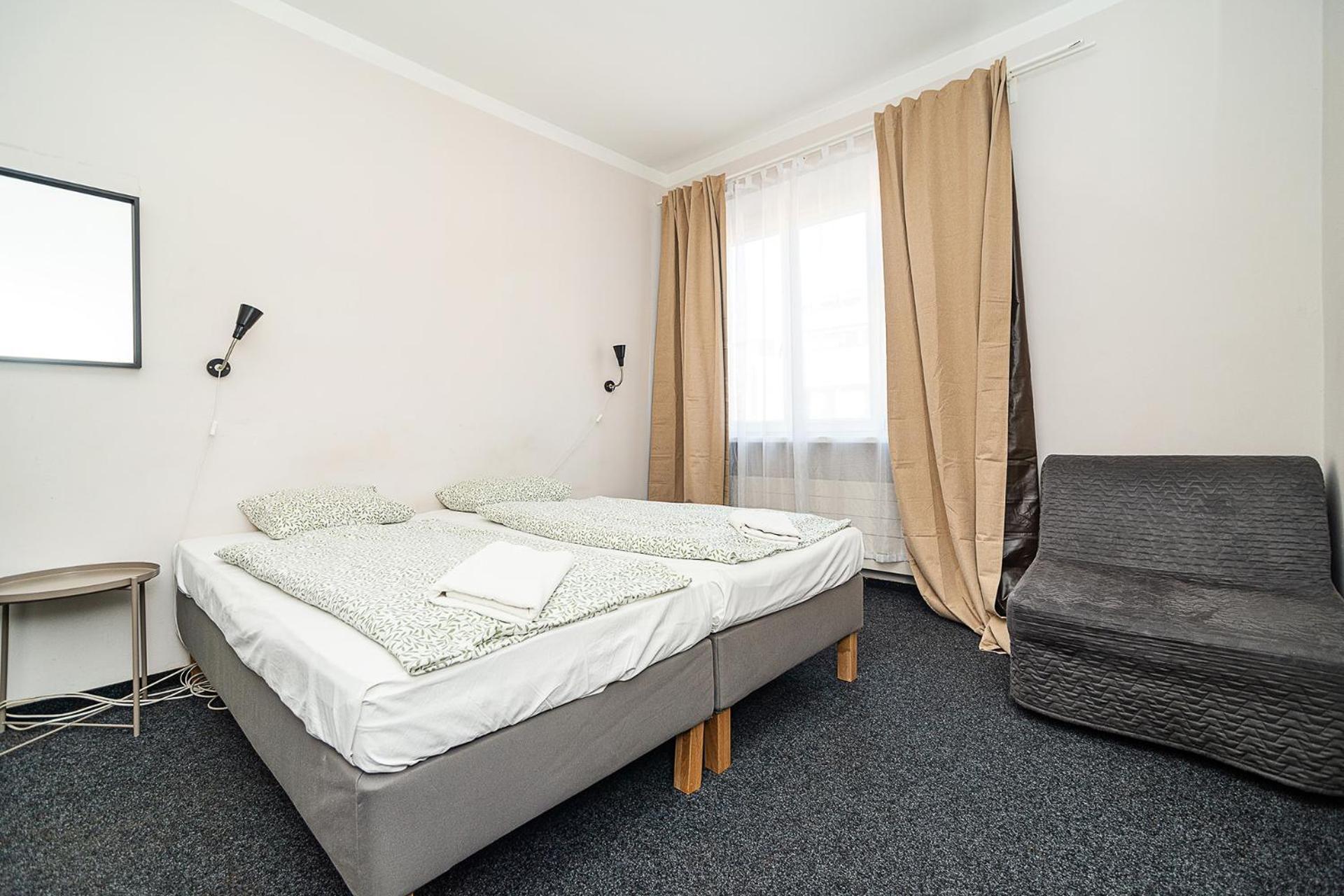 Flat In Zizkov -403- Prague